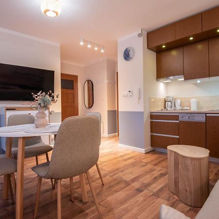 Apartamenty Mistral Z Parkingiem - Promenada & Morze - Apartamenty Na Wyspie Świnoujście Екстериор снимка