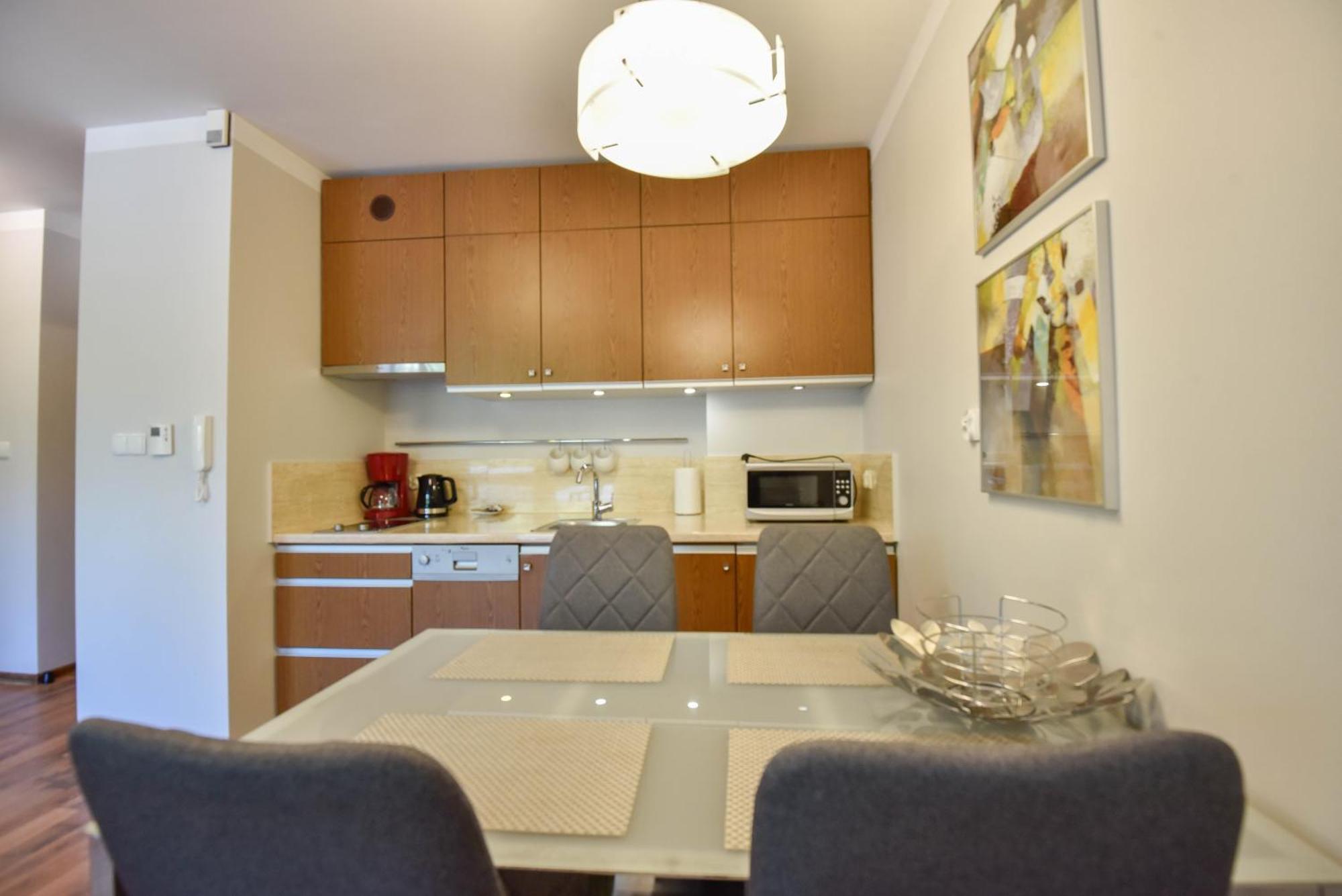 Apartamenty Mistral Z Parkingiem - Promenada & Morze - Apartamenty Na Wyspie Świnoujście Екстериор снимка