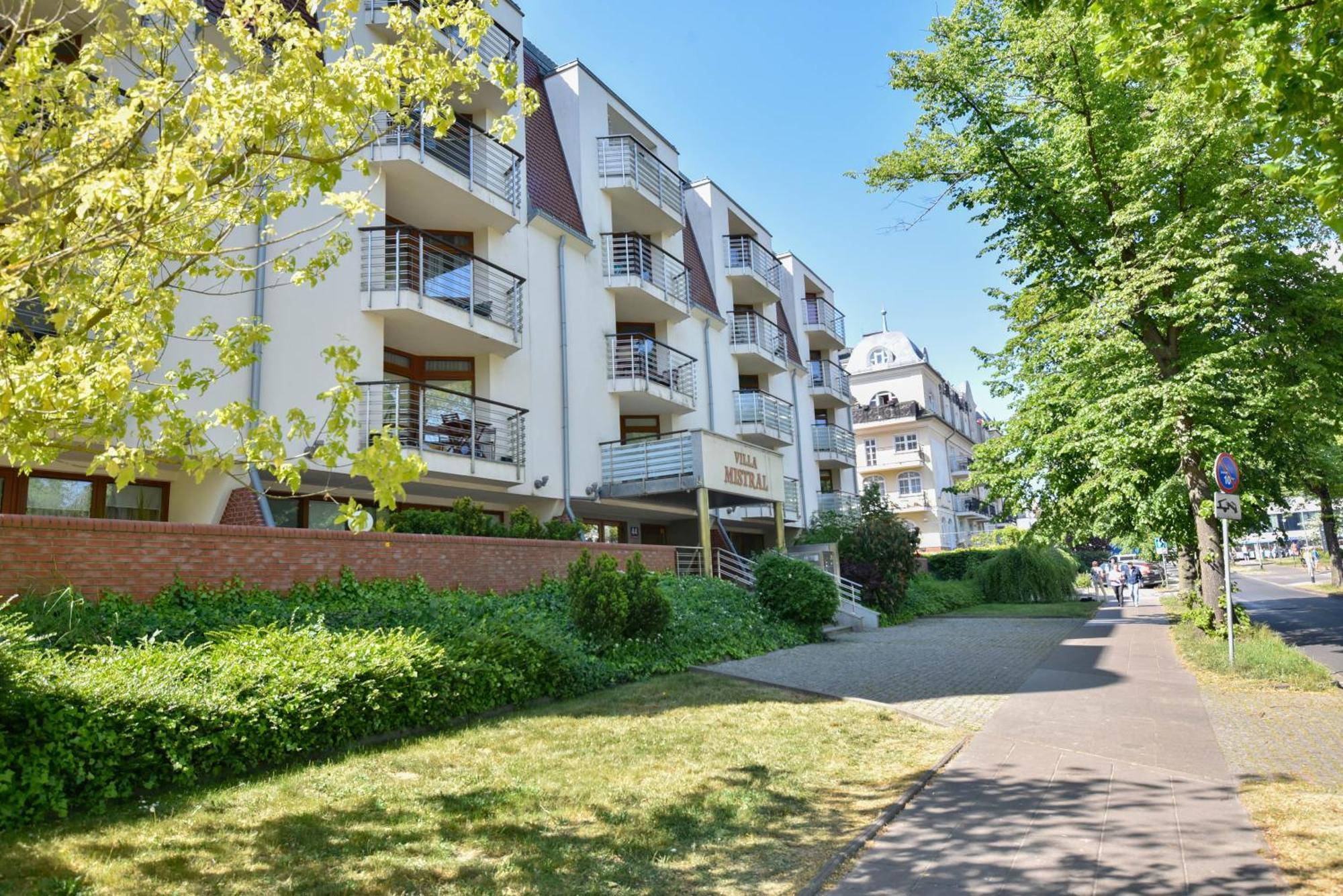 Apartamenty Mistral Z Parkingiem - Promenada & Morze - Apartamenty Na Wyspie Świnoujście Екстериор снимка