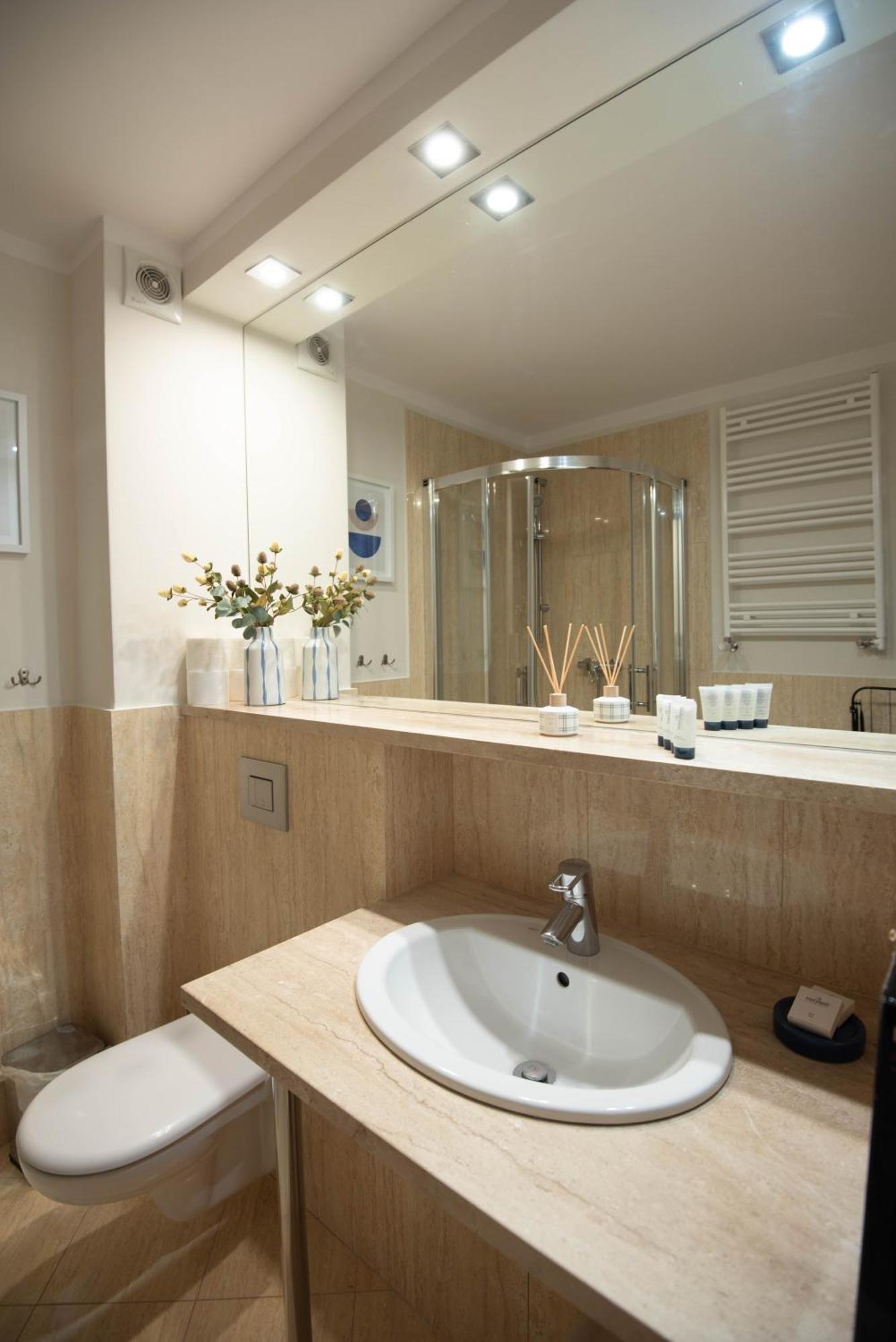 Apartamenty Mistral Z Parkingiem - Promenada & Morze - Apartamenty Na Wyspie Świnoujście Екстериор снимка