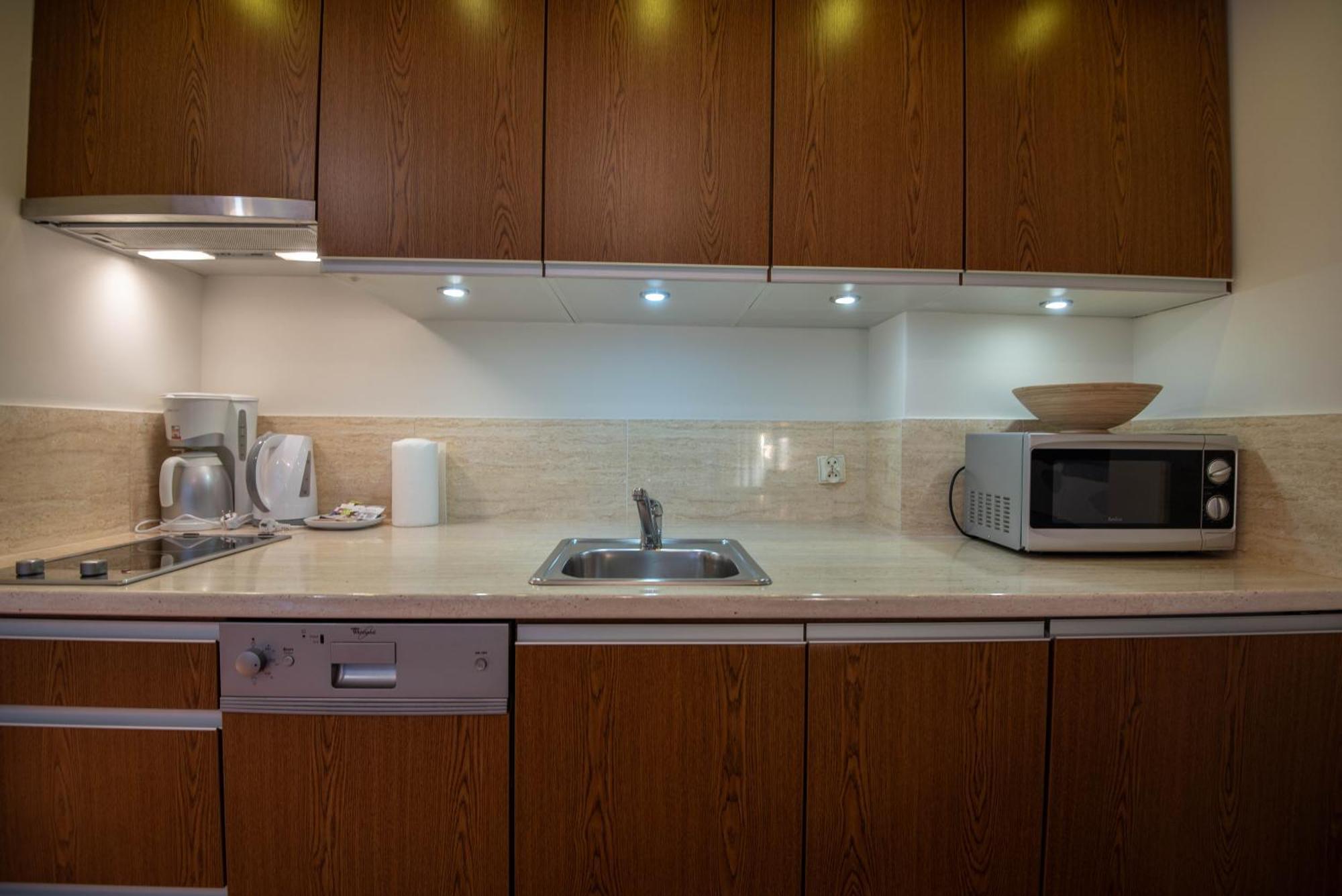 Apartamenty Mistral Z Parkingiem - Promenada & Morze - Apartamenty Na Wyspie Świnoujście Екстериор снимка